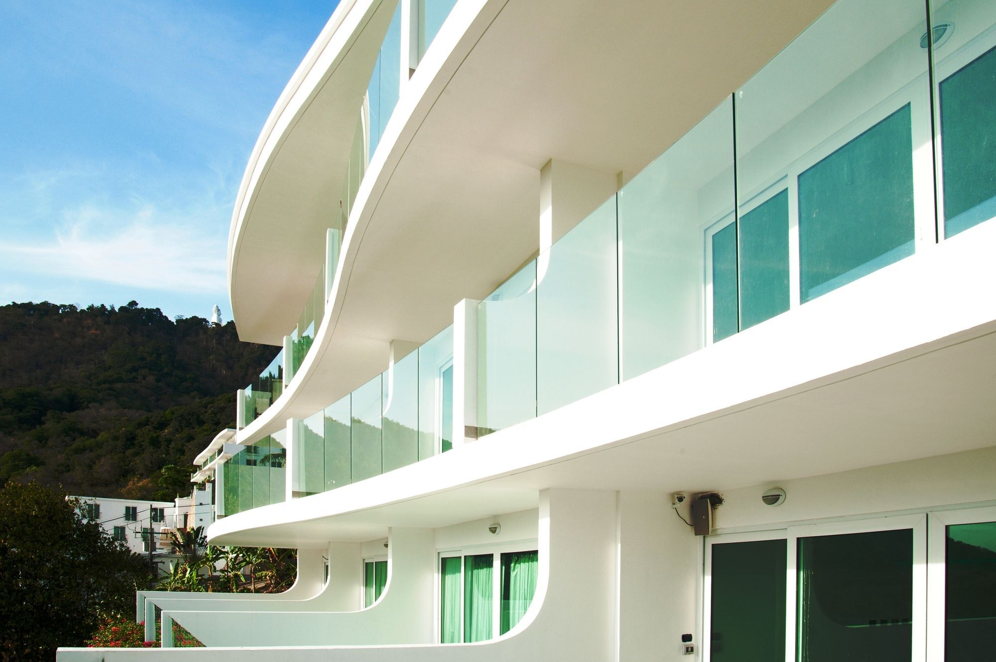 Shanaya Residence Ocean View Kata Exterior photo